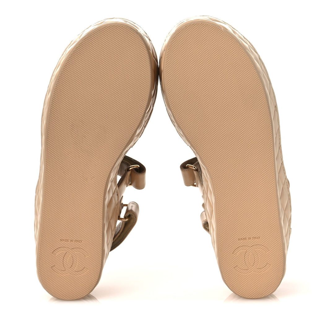 Shiny Calfskin Logo Platform Sandals 40 Beige