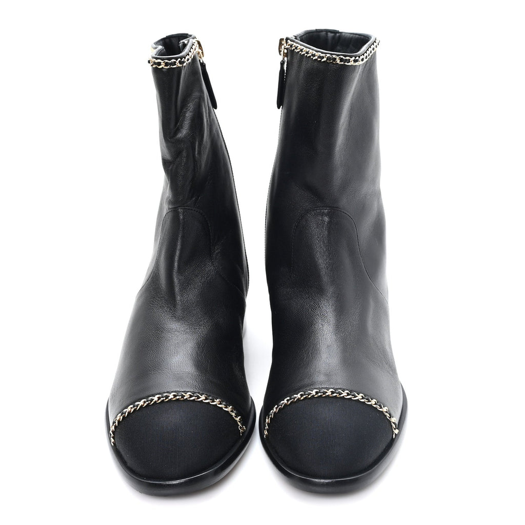 Lambskin Grosgrain Cap Toe Chain Short Boots 38 Black