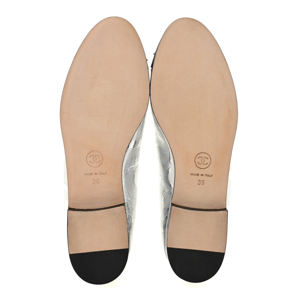 Laminated Goatskin Grosgrain Cap Toe CC Ballerina Flats 36 Silver Black