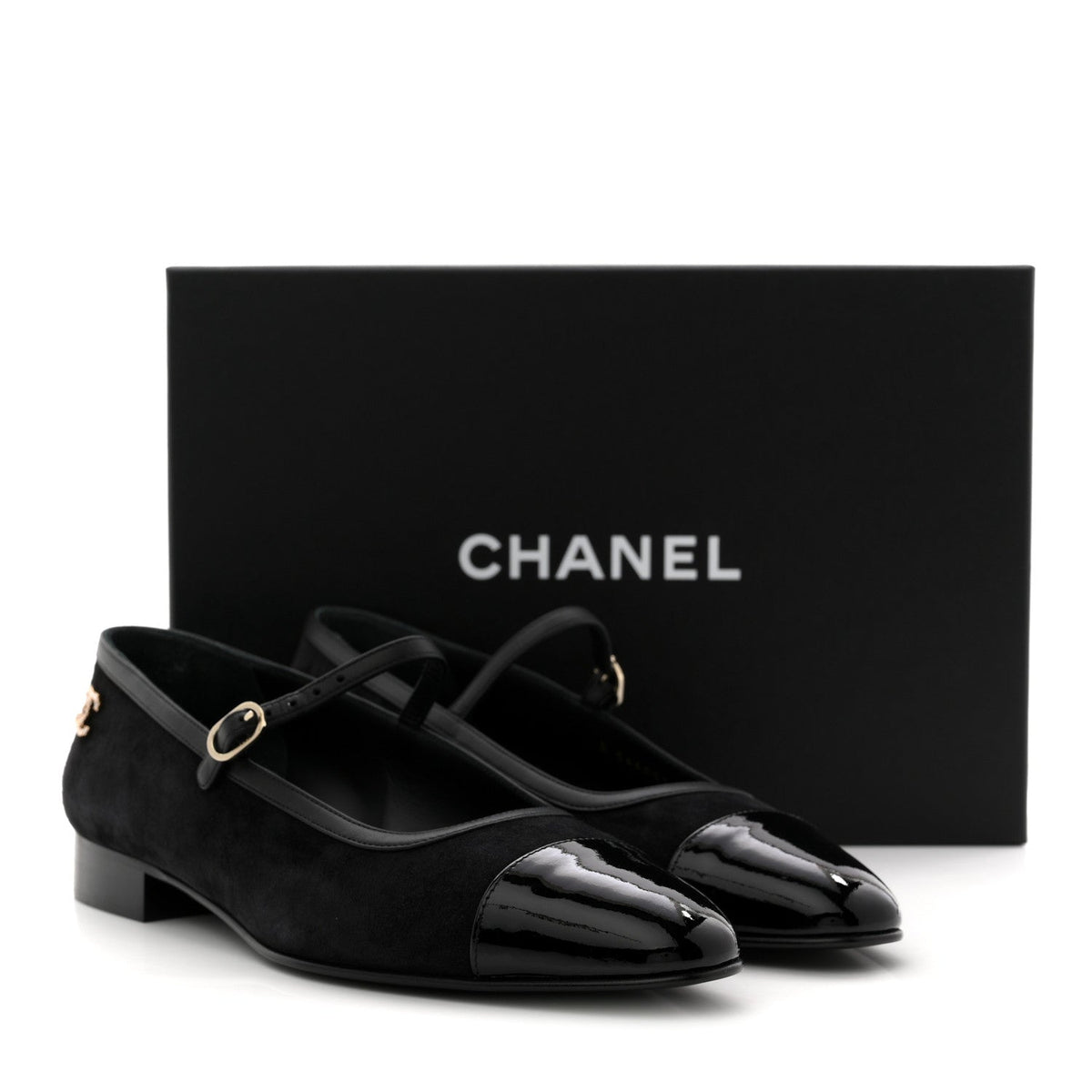 Suede Kidskin Lambskin Patent Calfskin Crystal CC Cap Toe Flats 40 Black