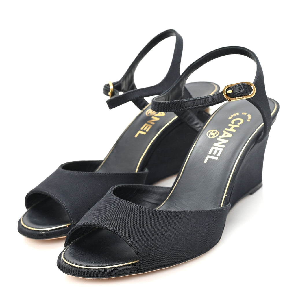 Grosgrain Pearl CC Wedge Sandals 38 Black