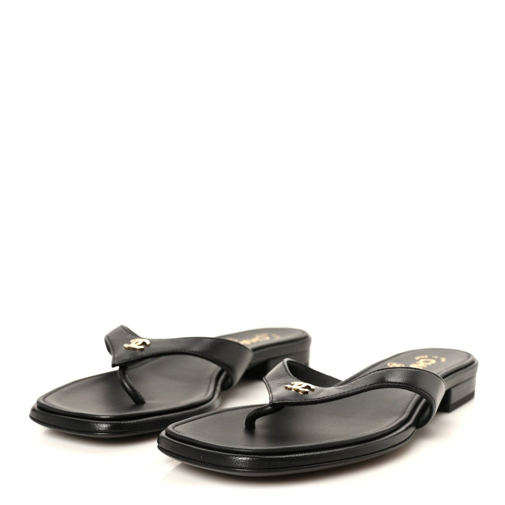 Lambskin CC Thong Sandals 37 Black