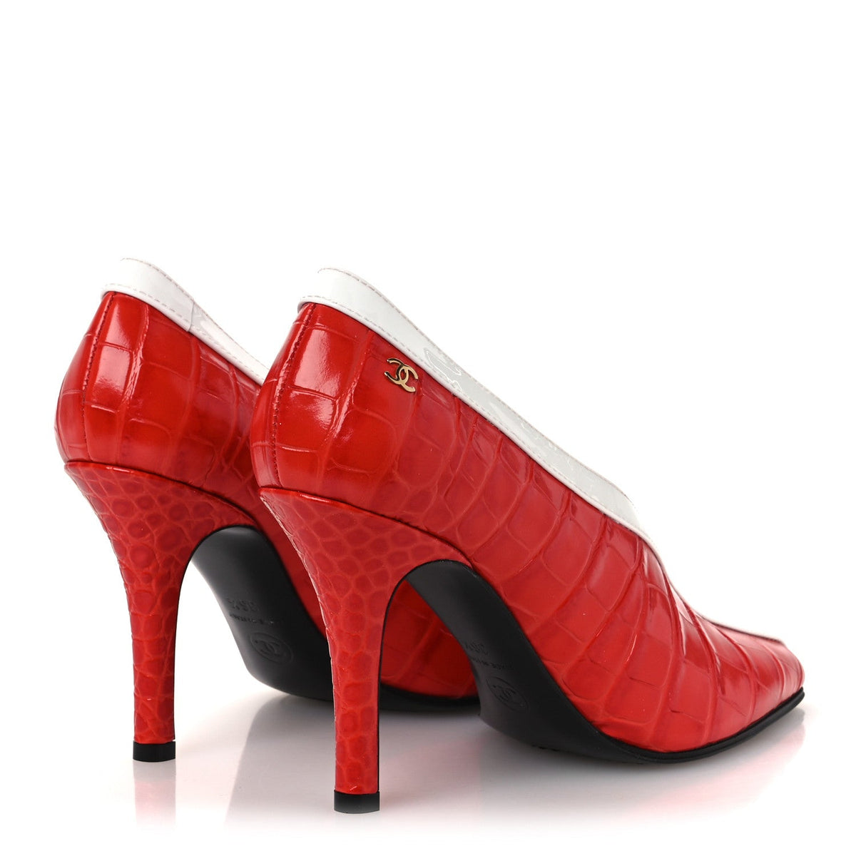Crocodile Embossed Patent Calfskin Pumps 36.5 Coral White