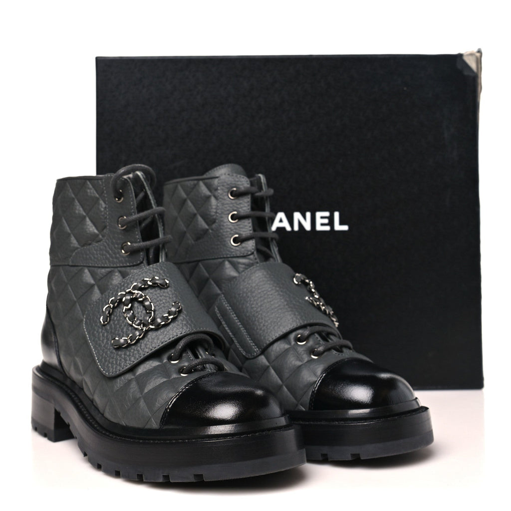 Calfskin Shiny Calfskin Quilted Lace Up Combat Boots 36 Dark Grey Black