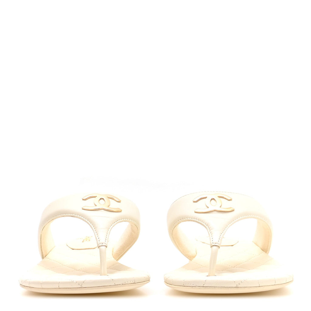 Lambskin Quilted Padded Thong Sandals 39.5 White