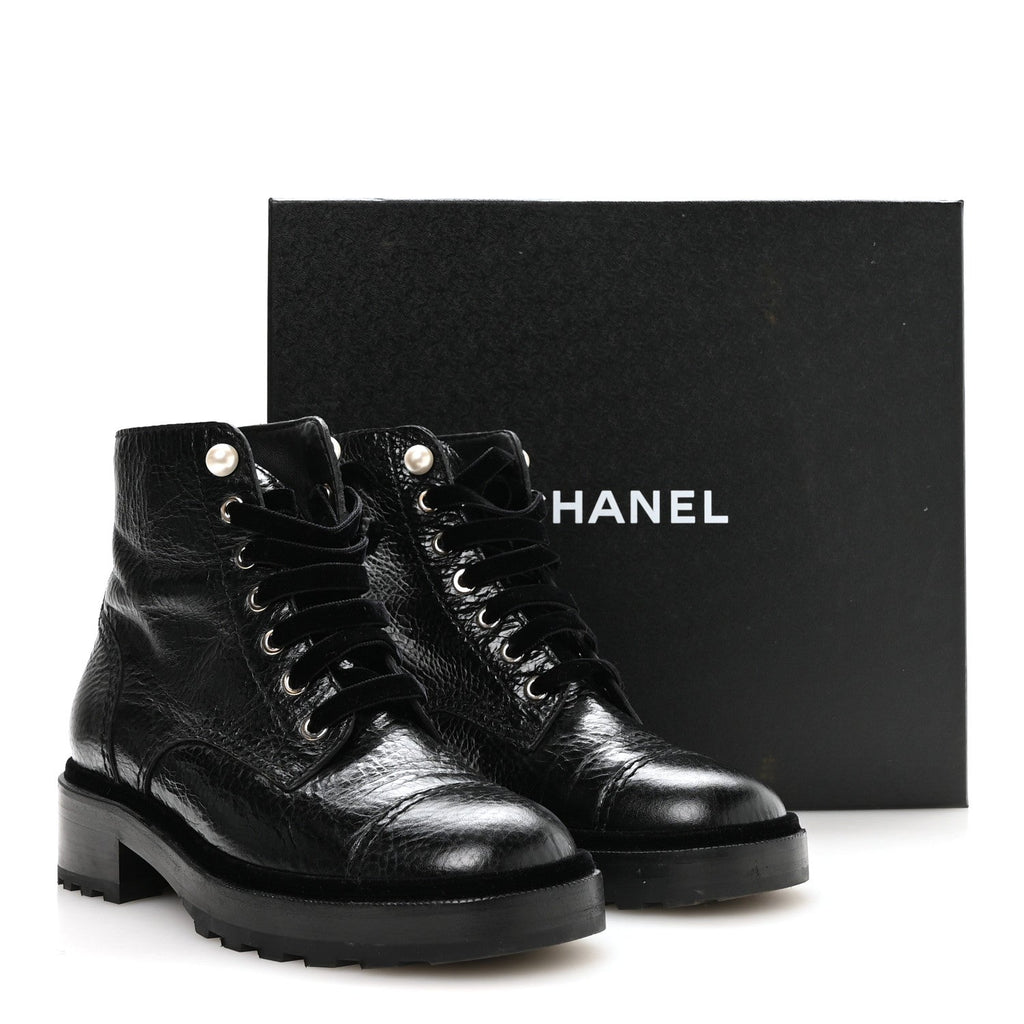 Shiny Calfskin Velvet Pearl Combat Short Boots 37.5 Black