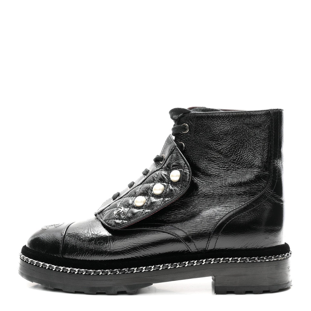 Crackled Calfskin Velvet Pearl Combat Short Boots 38 Black