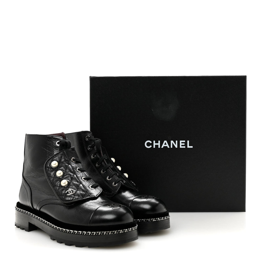 Crackled Calfskin Velvet Pearl Combat Short Boots 38.5 Black