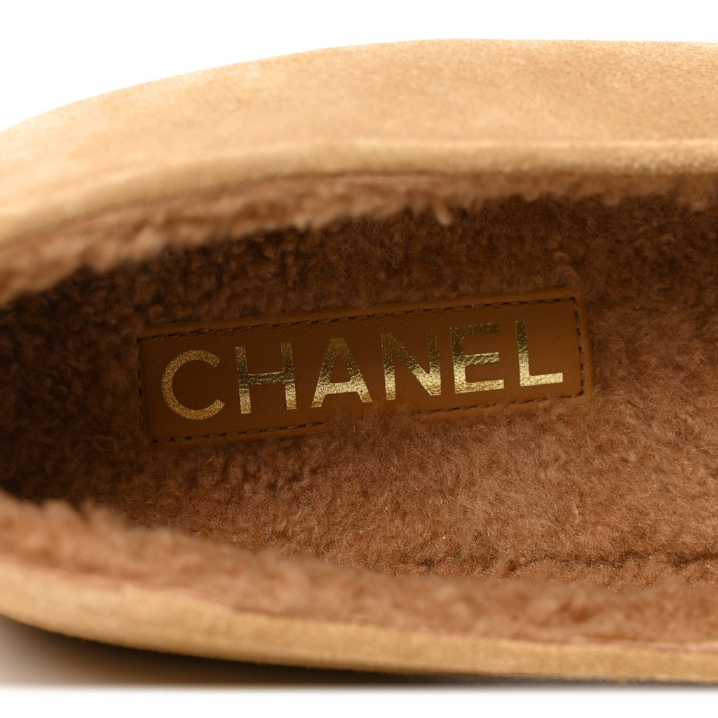 Suede Calfskin Cap Toe CC Mary Jane Flats 38 Beige