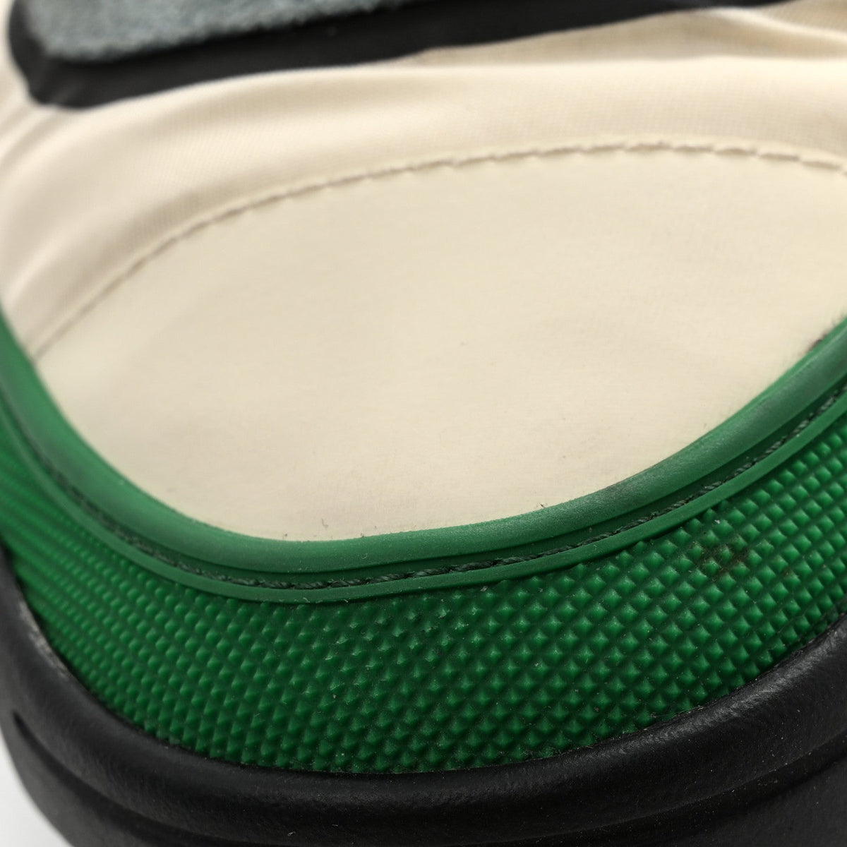 Suede Calfskin Mixed Fibers CC Sneakers 39.5 Ivory Green Light Blue