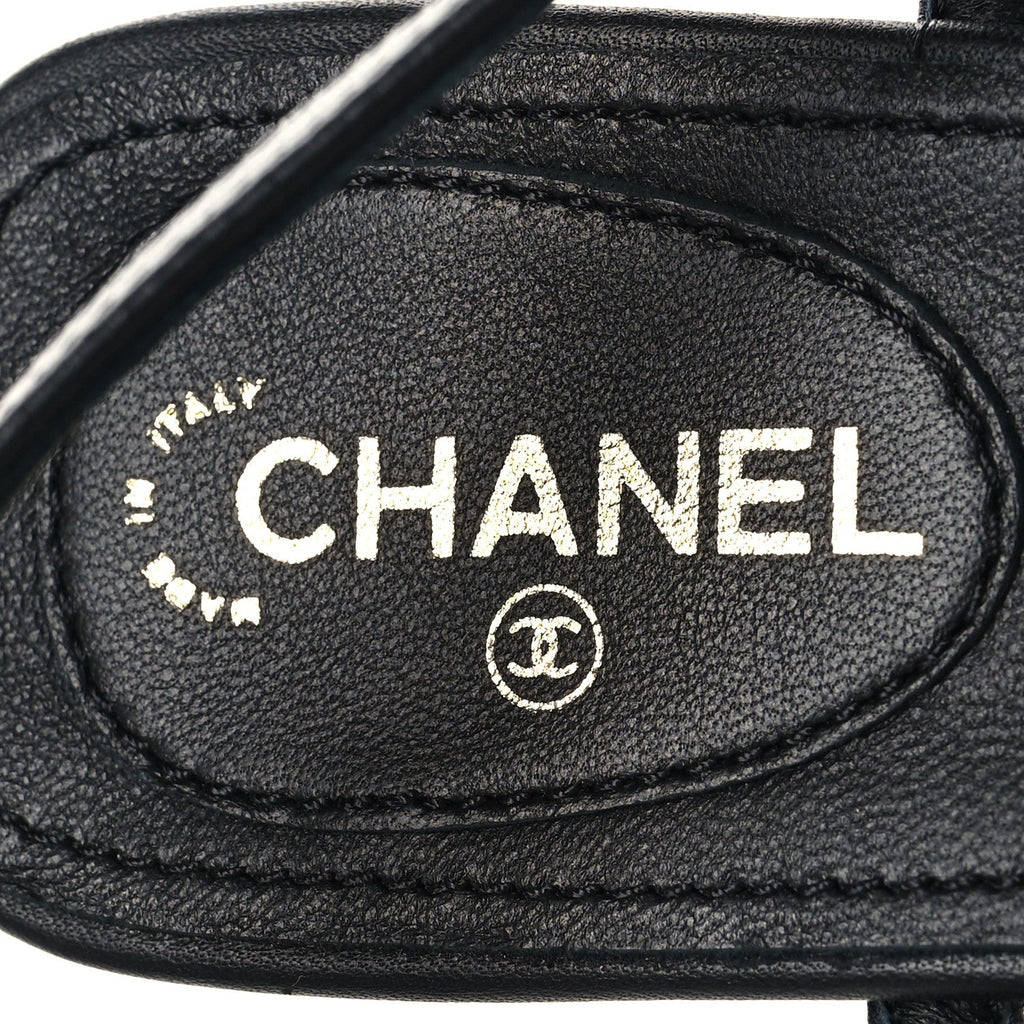 Lambskin Metal Heart Thong Sandals 37 Black