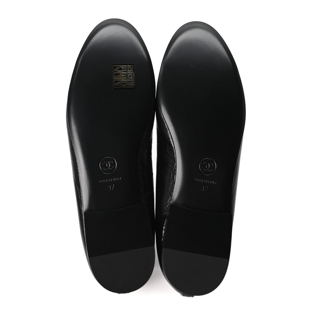 Crumpled Shiny Lambskin CC Cap Toe Ballerina Flats 37 Black White