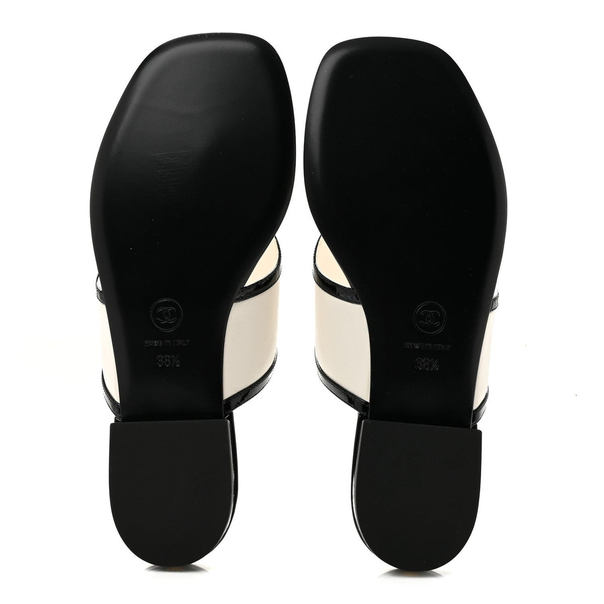 Lambskin Patent Calfskin CC Thong Sandals 38.5 White Black