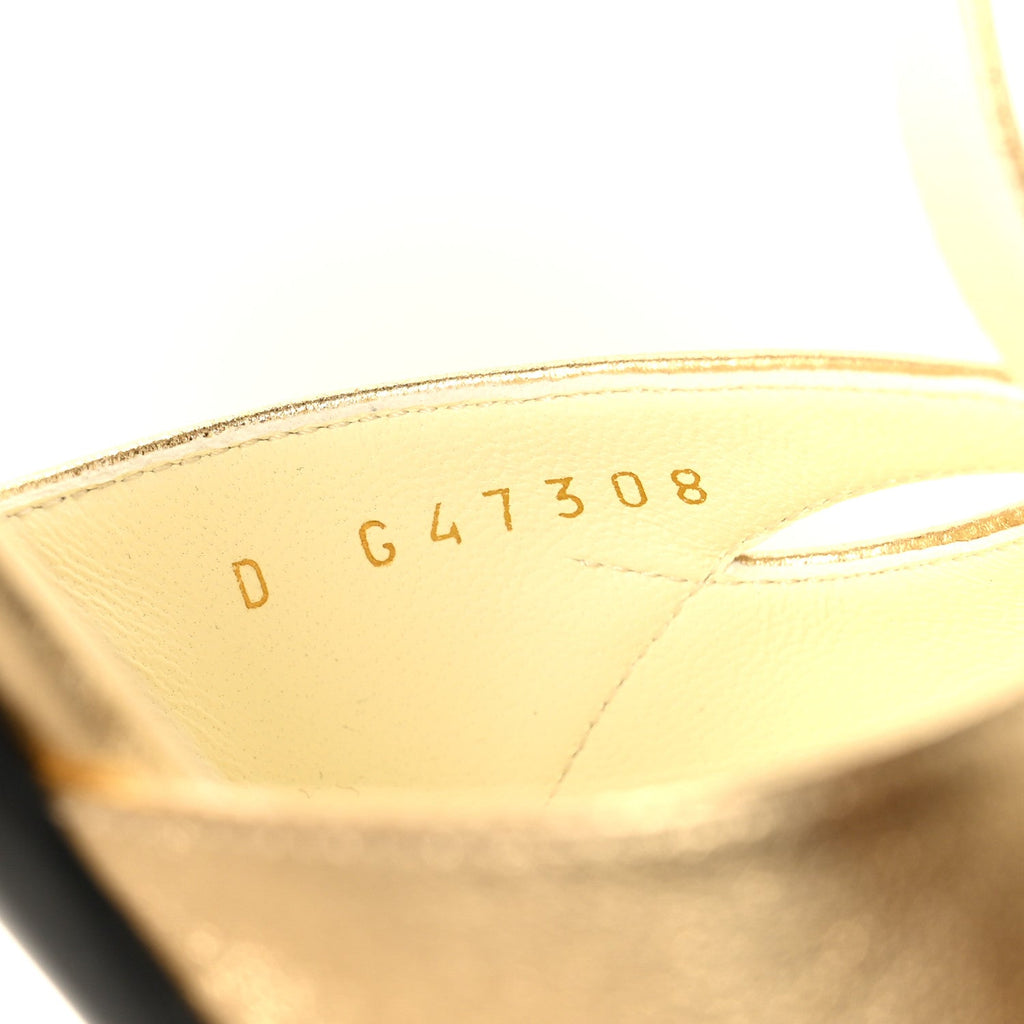 Laminated Lambskin Cap Toe Pumps 38.5 Gold Black