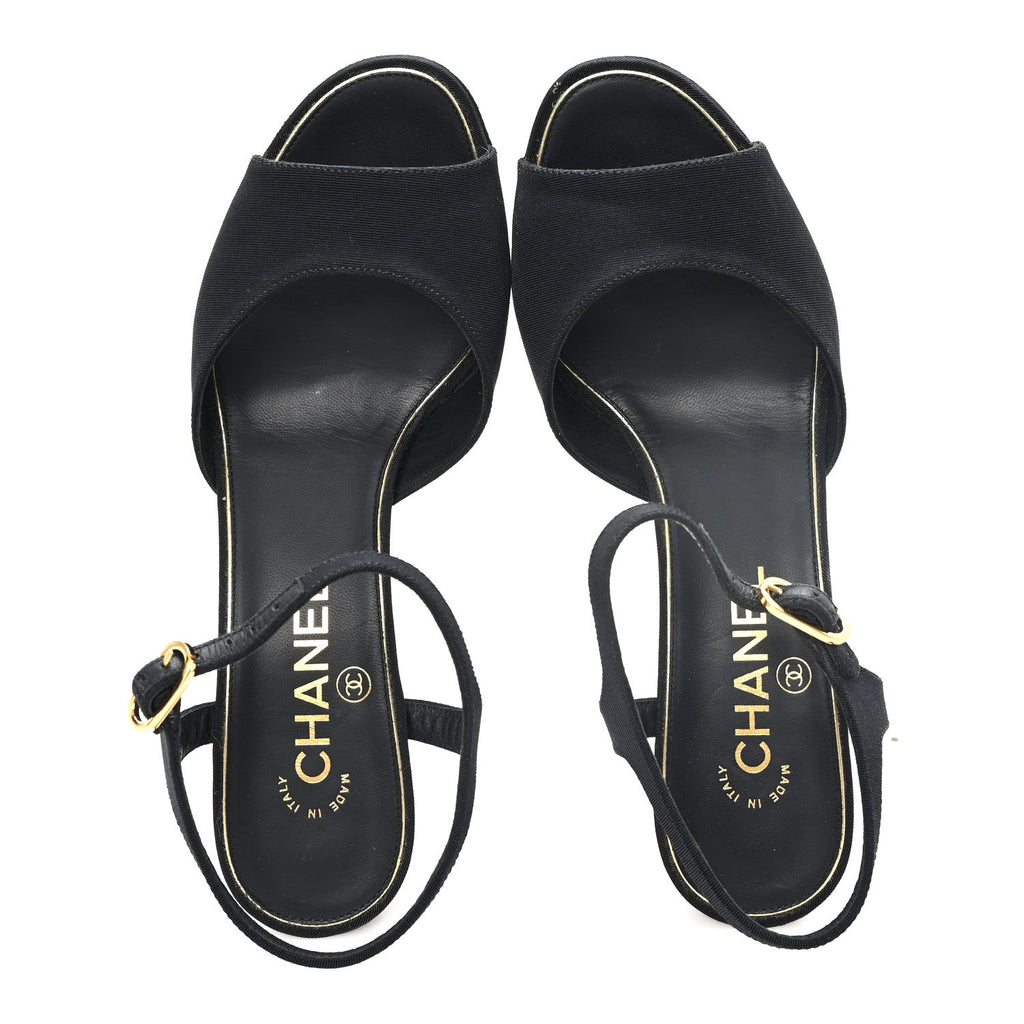 Grosgrain Pearl CC Wedge Sandals 38 Black