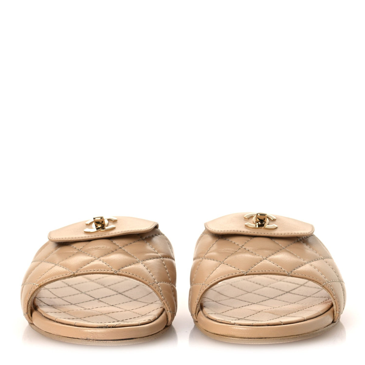 Lambskin Quilted CC Turnlock Sandals 39 Beige