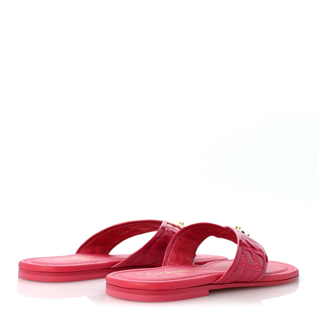 Patent Quilted CC Thong Sandals 39 Pink