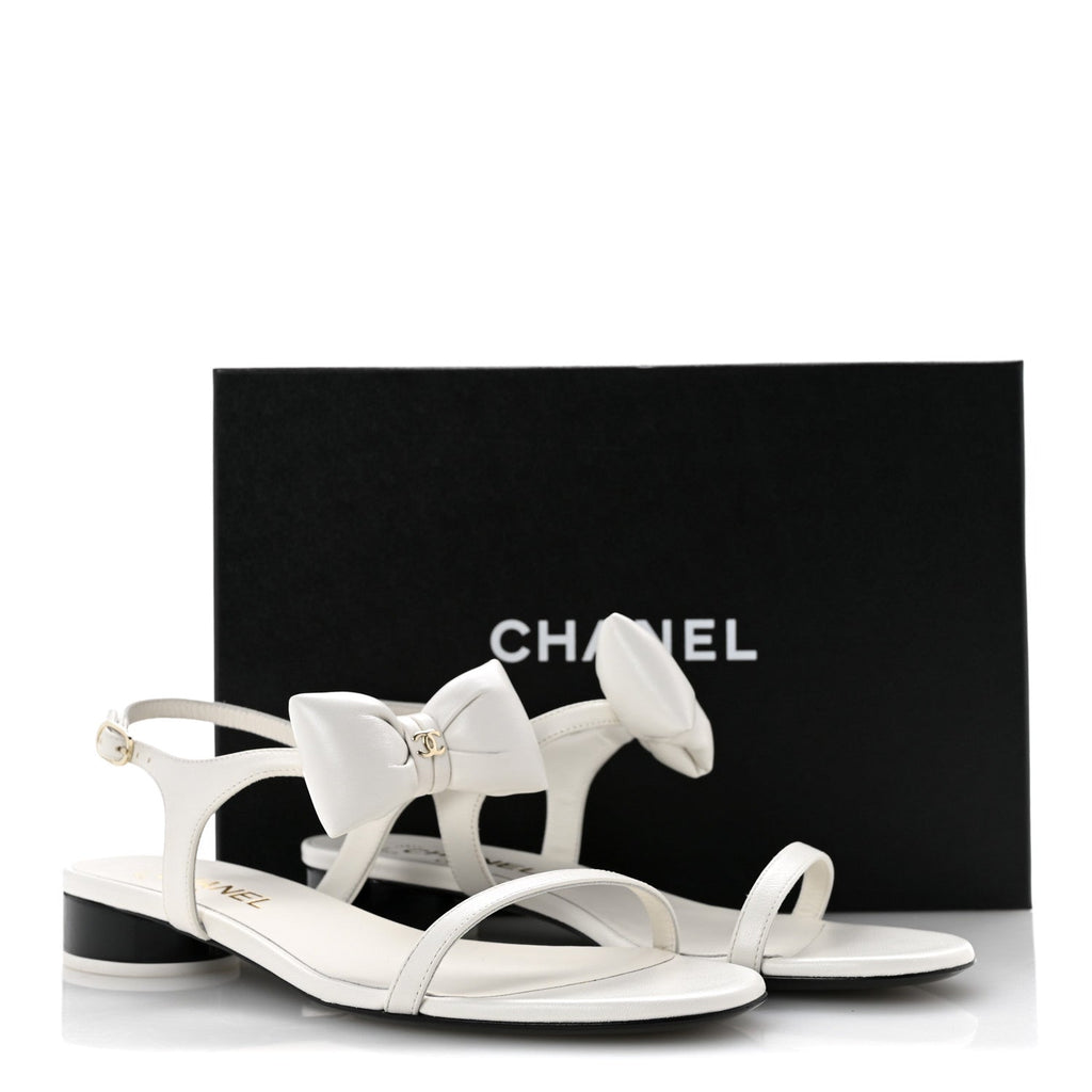 Lambskin CC Bow Sandals 39 White Black