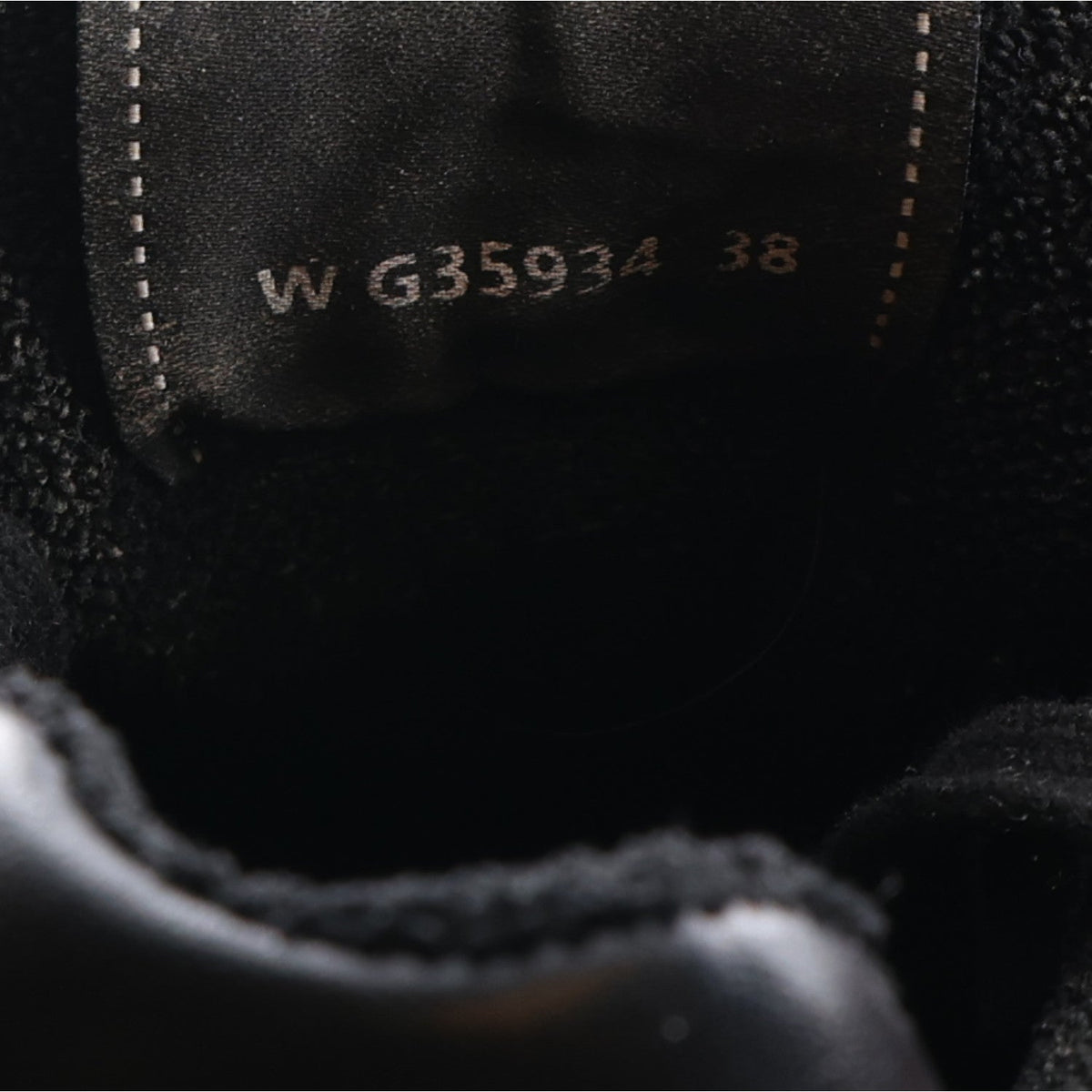 Calfskin Womens Logo Sneakers 38 Black White