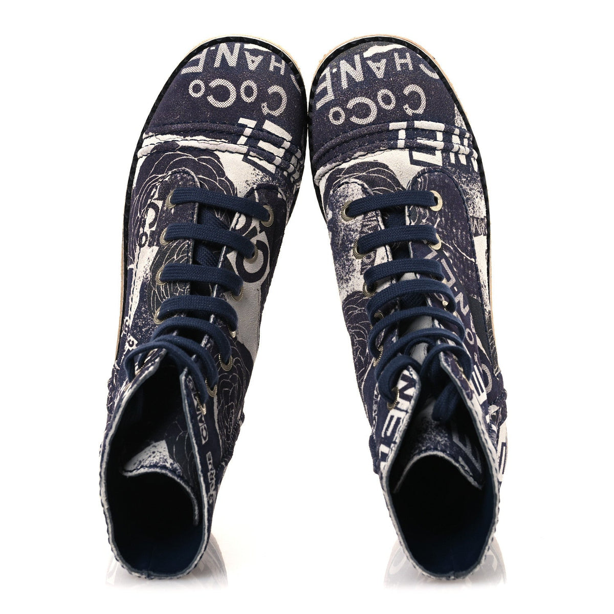 Suede Calfskin Printed CC 31 Rue Cambon Lace Up Combat Boots 39.5 White Navy