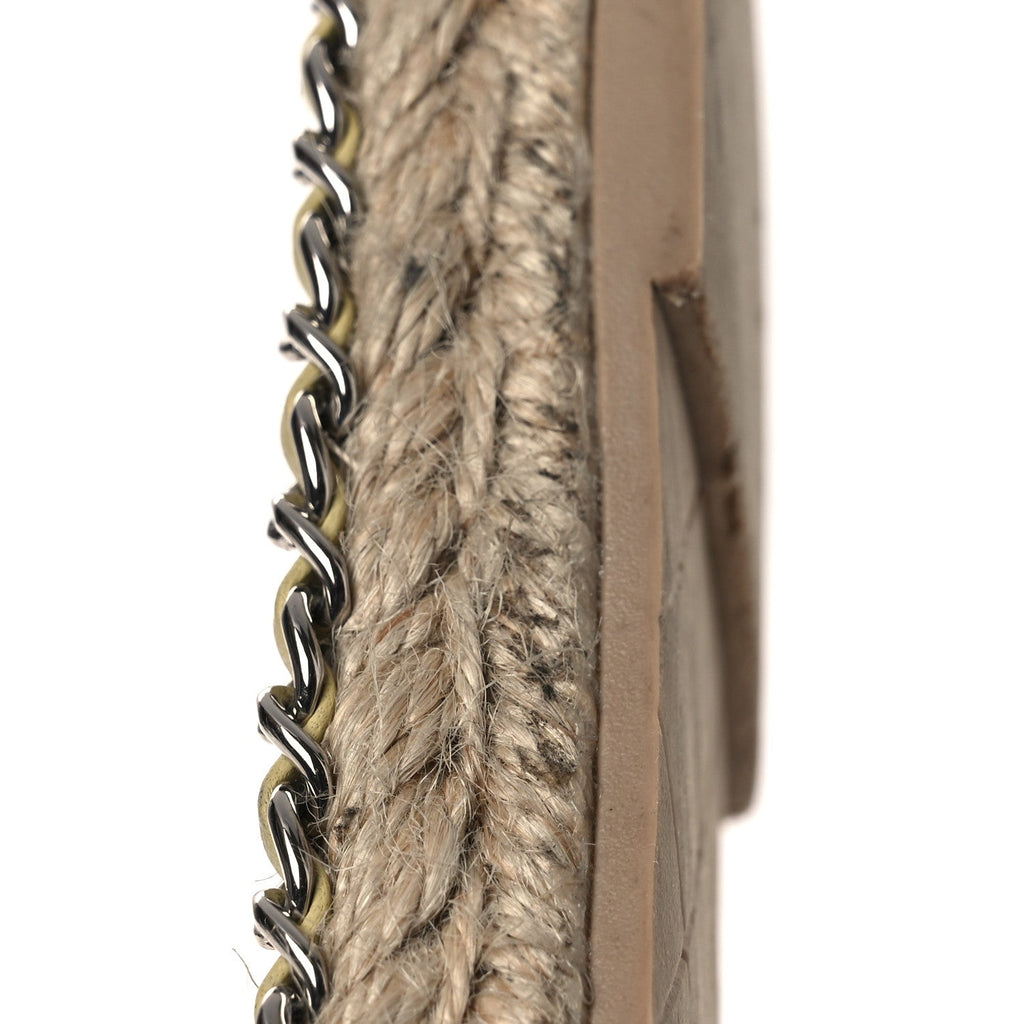 Lambskin Quilted CC Chain Espadrille Mules 38 White
