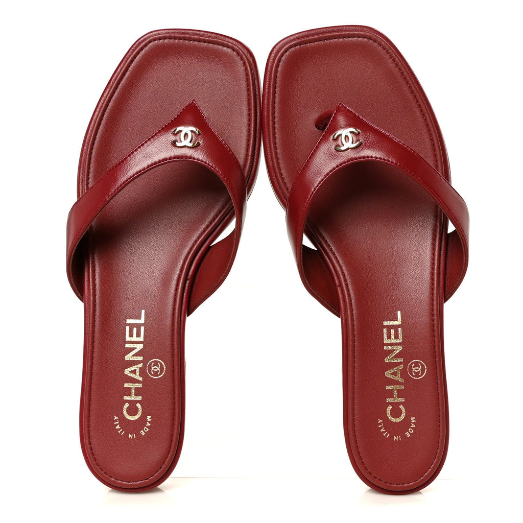 Lambskin CC Thong Sandals 37 Burgundy