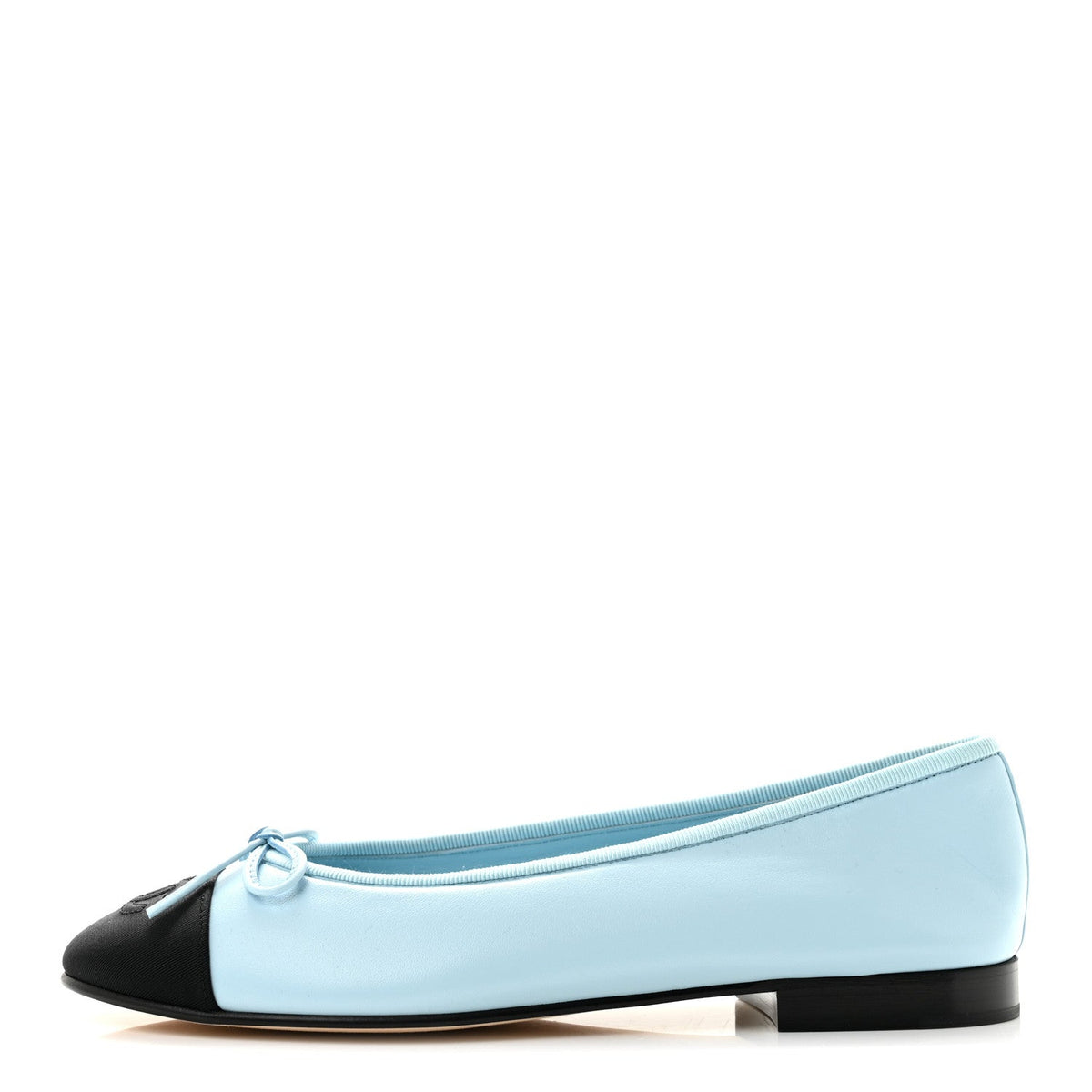 Lambskin Cap Toe CC Ballerina Flats 37.5 Light Blue Black