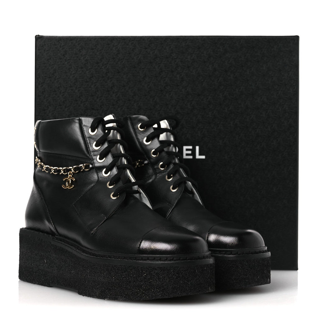 Calfskin Shiny Calfskin Chain Lace Up CC Short Boots 38.5 Black