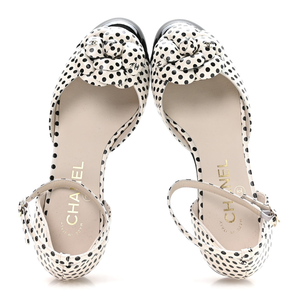 Calfskin Printed Patent Cap Toe Polka Dot Camellia Mary Jane Flats 36 White Black
