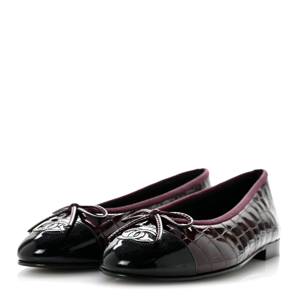 Crocodile Embossed Patent Calfskin Cap Toe CC Ballerina Flats 37.5 Dark Burgundy Black