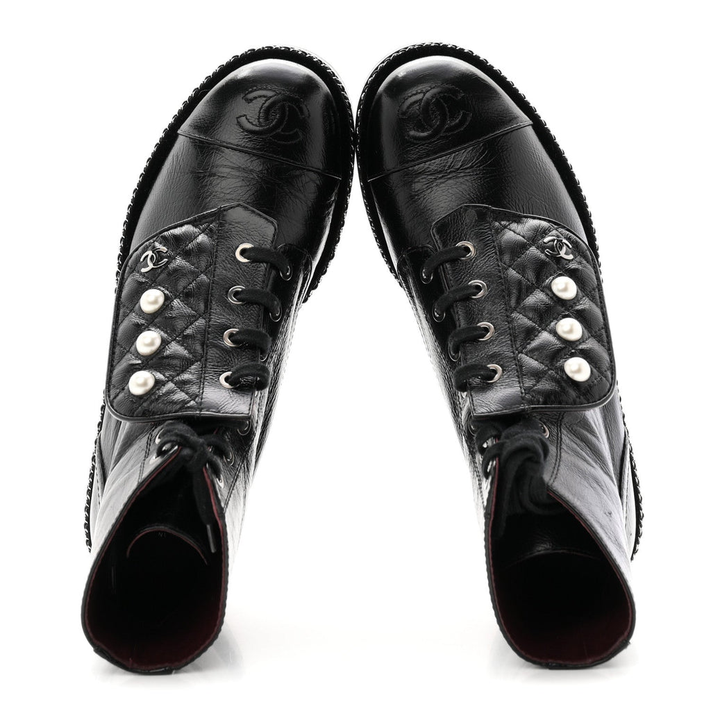 Crackled Calfskin Velvet Pearl Combat Short Boots 38 Black