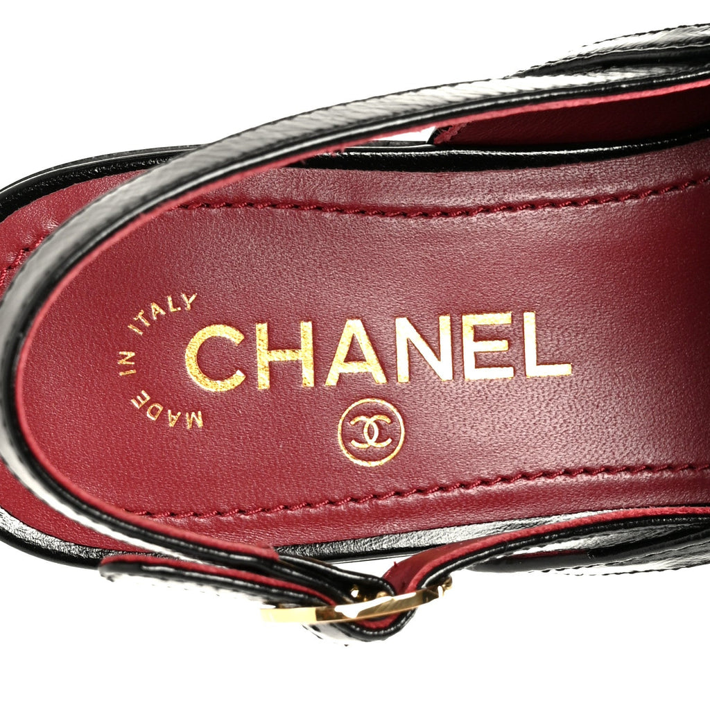 Crumpled Shiny Lambskin CC Slingback Mocassin 38.5 Black