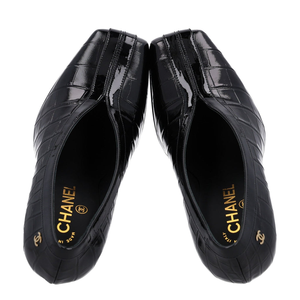 Crocodile Embossed Patent Calfskin Pumps 37.5 Black