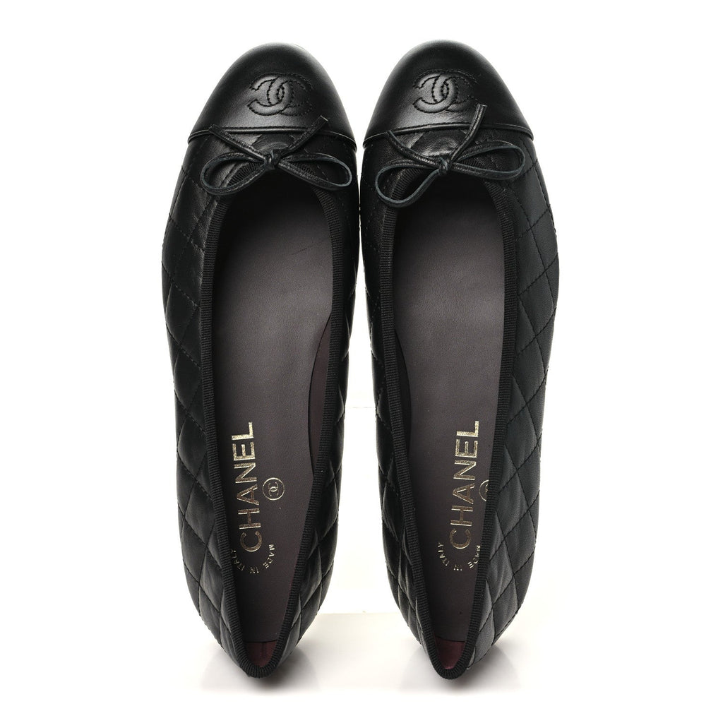 Calfskin Quilted CC Cap Toe Ballerina Flats 40 Black