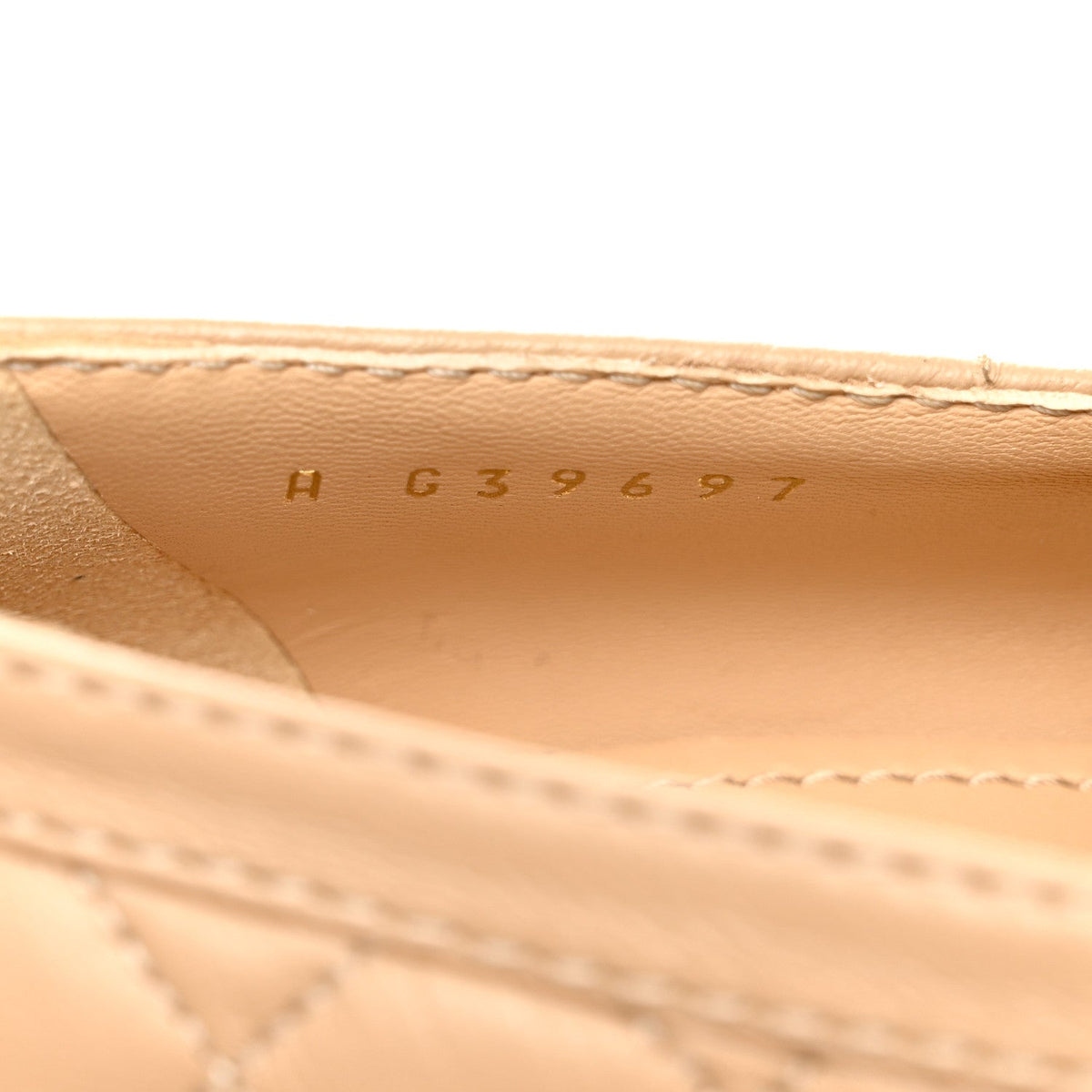 Lambskin Quilted CC Heart Loafers 37 Beige 37 Beige