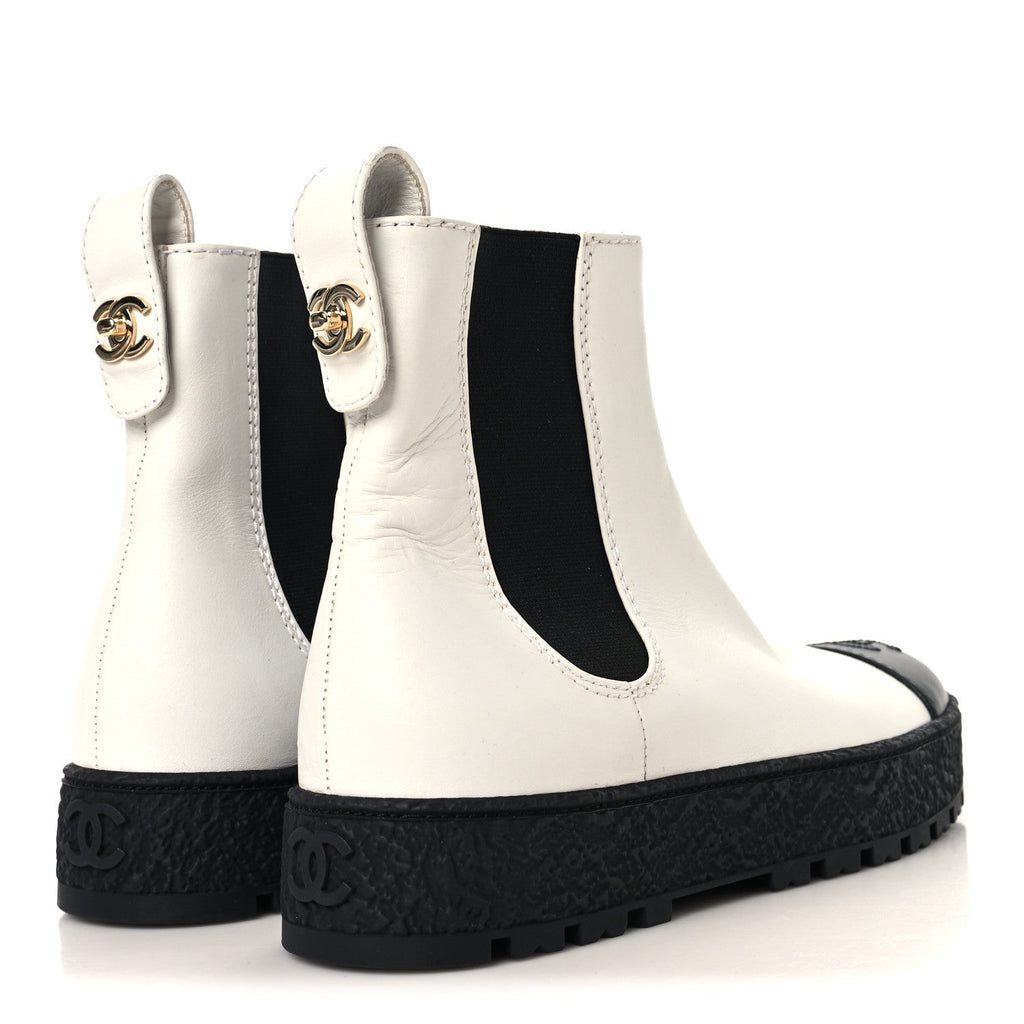 Calfskin Cap Toe CC Ankle Boots 36 White Black