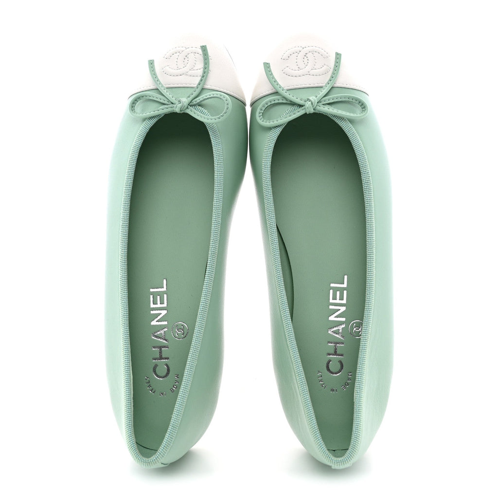 Lambskin CC Cap Toe Ballerina Flats  36.5 Light Green White