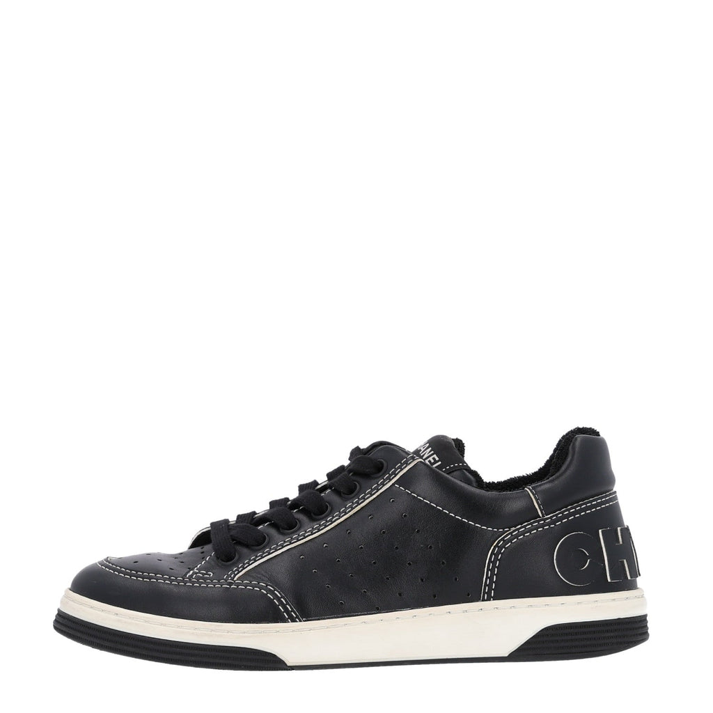 Calfskin Womens Logo Sneakers 38 Black White