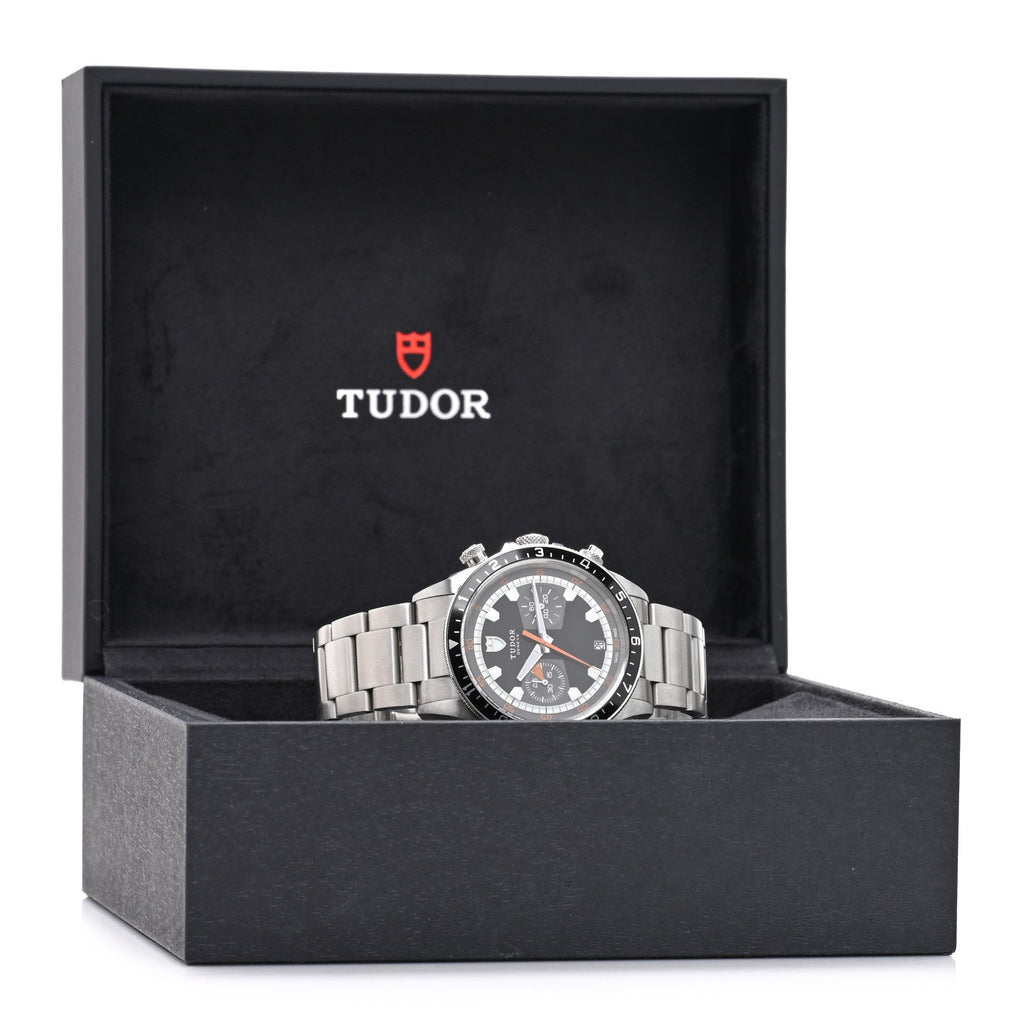 Stainless Steel 42mm Heritage Chrono Automatic Watch Black 70330N