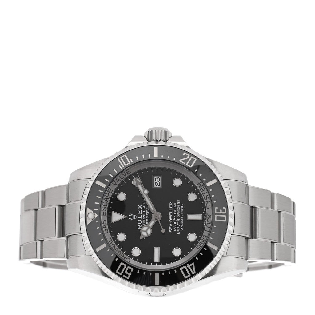 Stainless Steel 44mm Oyster Perpetual Date Sea-Dweller Deepsea Watch Intense Black 136660