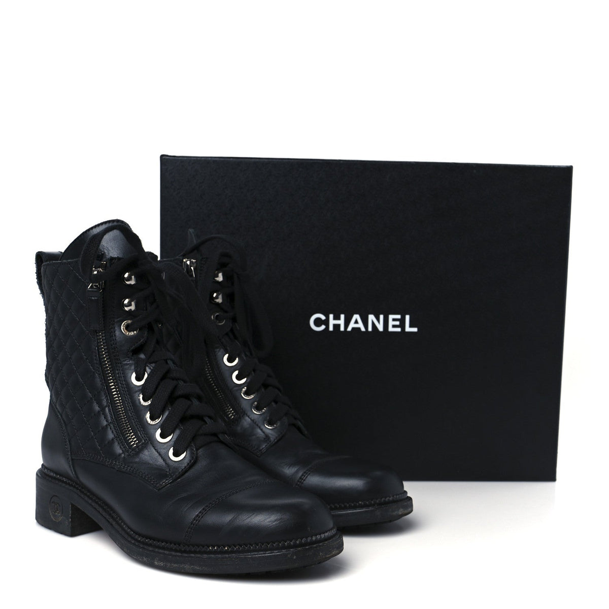 Calfskin Quilted Lace Up Combat Boots 39 Black