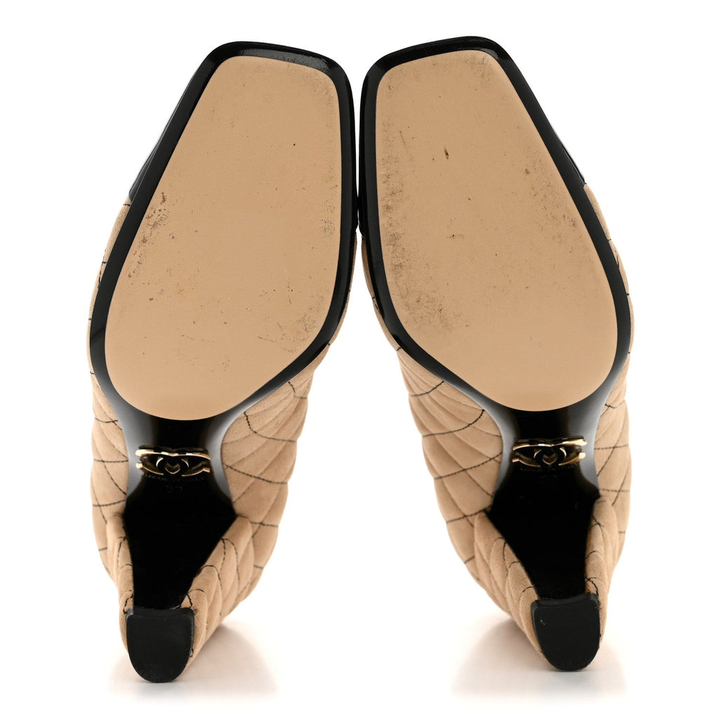 Suede Kidskin Patent Quilted CC Cap Toe Pumps 39 Beige Black