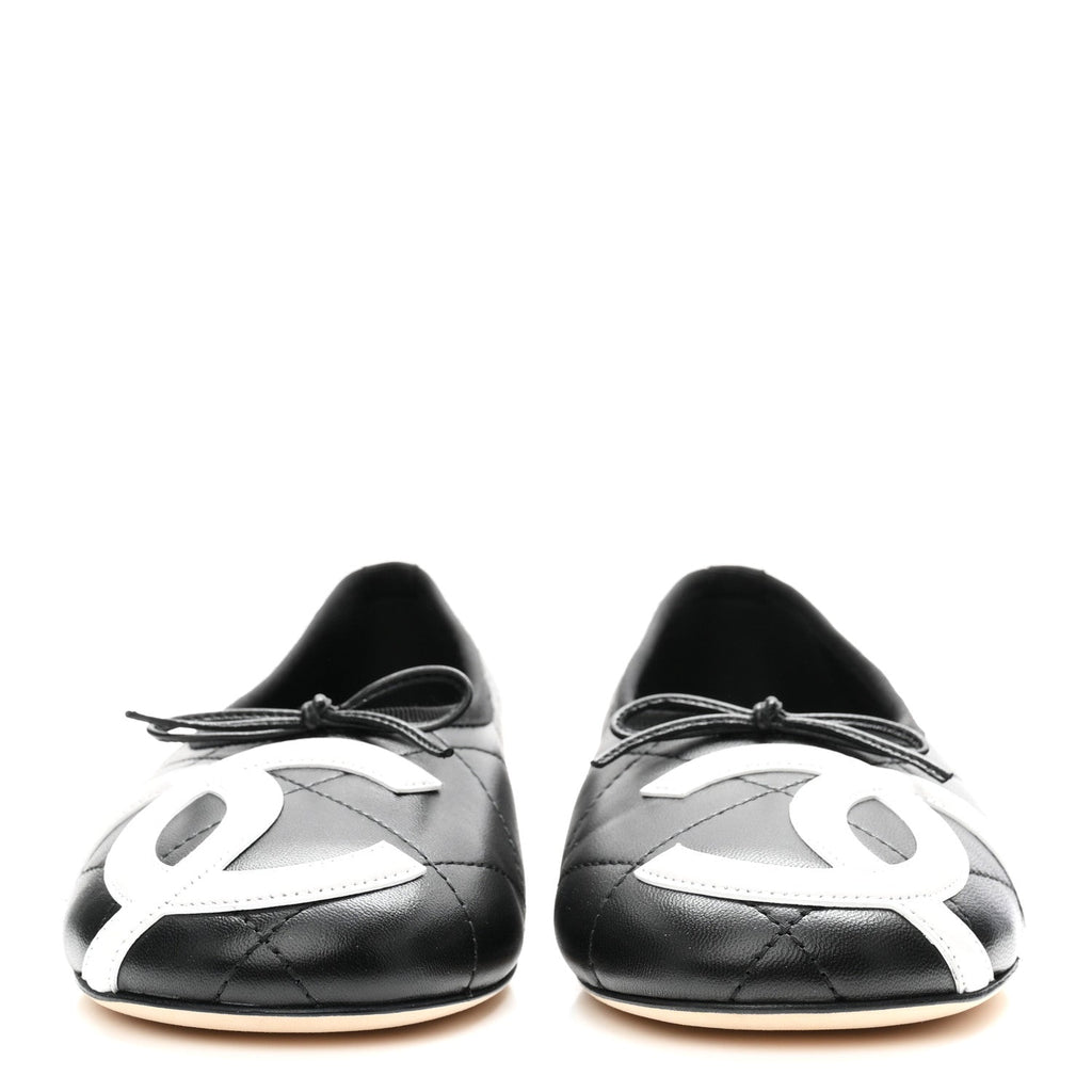 Lambskin Quilted CC Cambon Ballet Flats 38.5 Black White