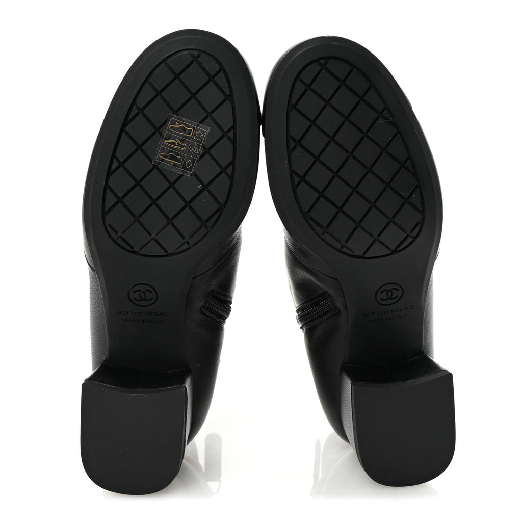 Stretch Lambskin Cap Toe CC Short Boots 35 Black