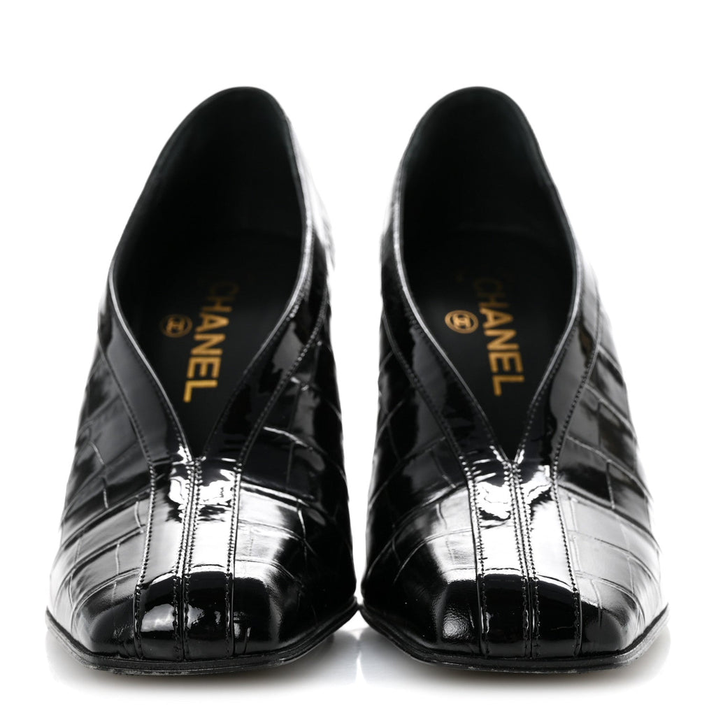 Crocodile Embossed Patent Calfskin Pumps 38 Black