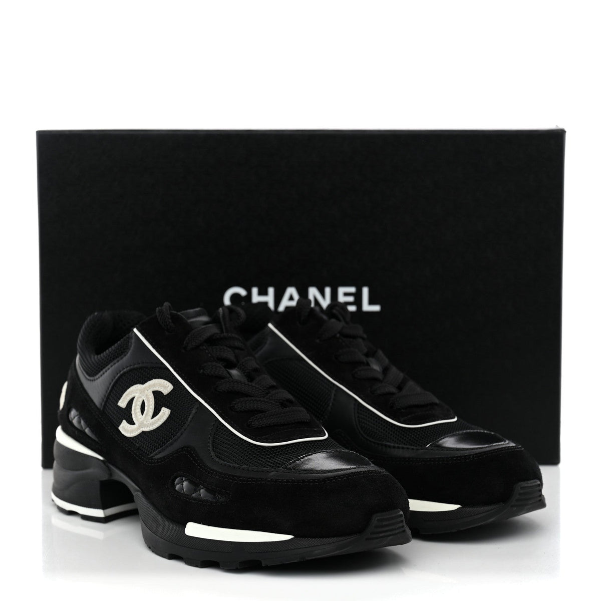 Mixed Fibers Suede Shiny Calfskin Womens CC Sneakers 38 Black