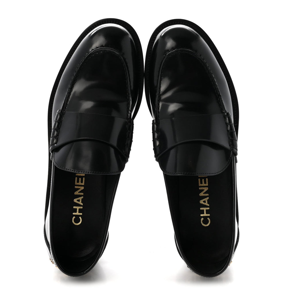 Shiny Calfskin Logo Loafers 39 Black