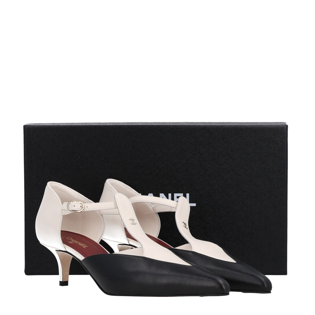 Lambskin CC Slingback Pumps 40 White Black