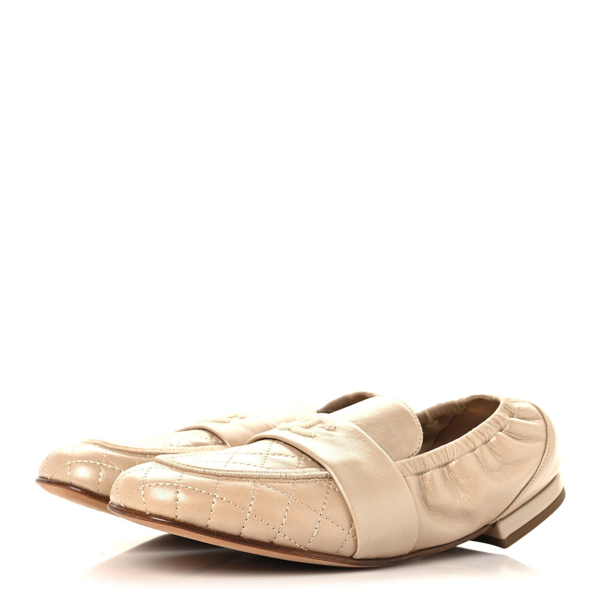 Laminated Lambskin Womens Quilted Elastic CC Moccasin Loafers 37.5 Beige