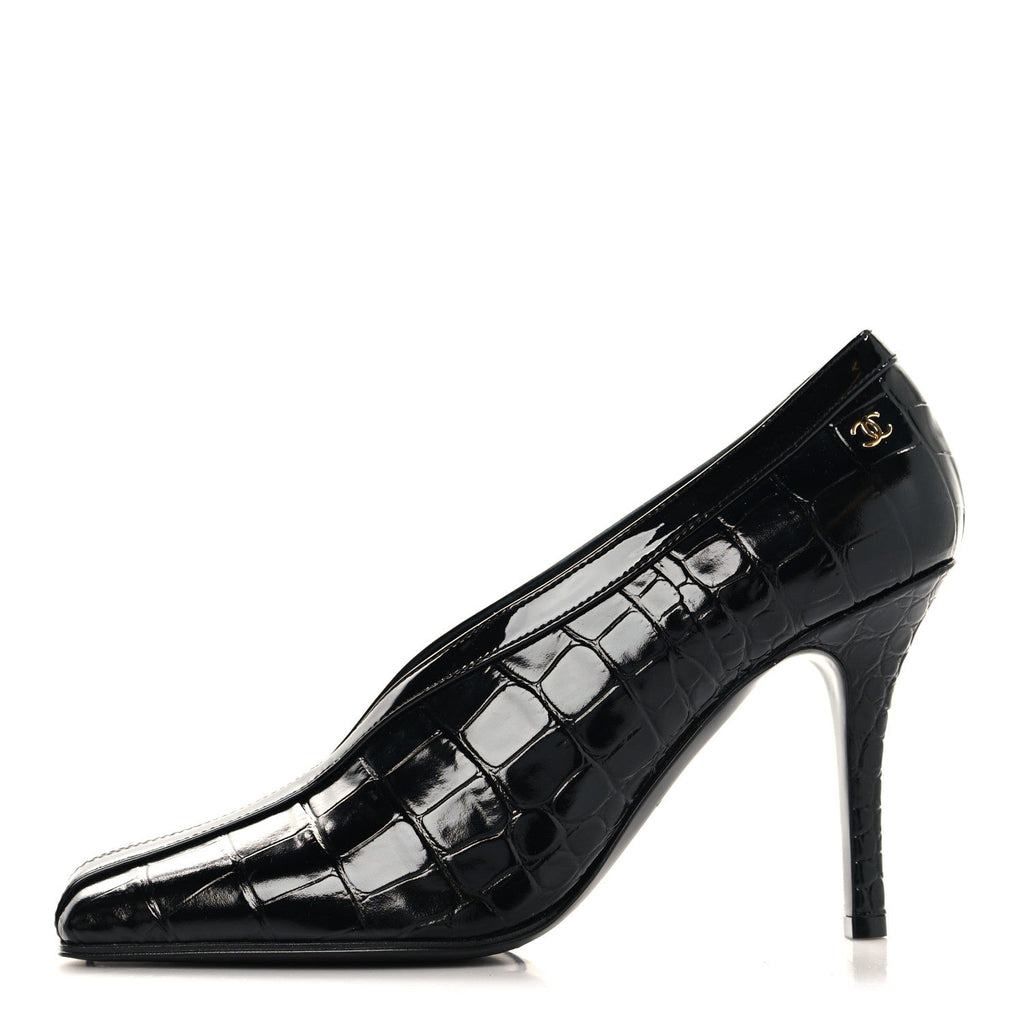 Crocodile Embossed Patent Calfskin Pumps 38 Black